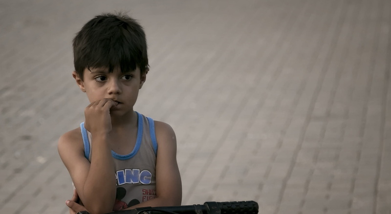 foreign, child, think, thoughts, eyes, boys, see, human, leisure activity, hat child, real people, innocence, sensitivity, one person, only, face, desperate