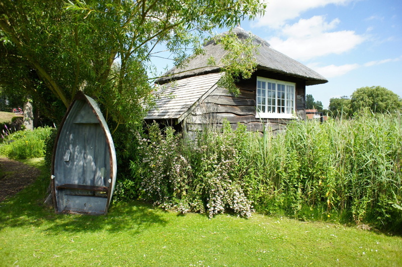 plant, building, rustic, green color, no people, overgrown, meare, garden, architecture, golf club, built structure, outdoors, growth, quaint, rural, home