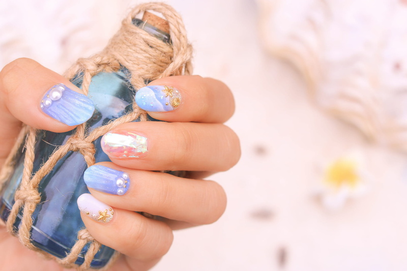 hand holding, holding, human finger, adult, painting fingernails, art and craft, females, s, vial, floral pattern, nail, glass, human Hand, close-up, human