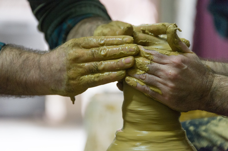 finger, human body part, pottery class, day, nikon d3, food and drink, holding hand, holding, 4K, hand, göreme, people, motion, dirt, aid, body part, turkey