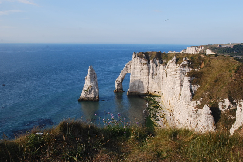 plant, land, tranquil scene, landscape, rock - object, grass, rock formation, beauty in nature, 4K, mecca, horizon over water, nature, water, normandy
