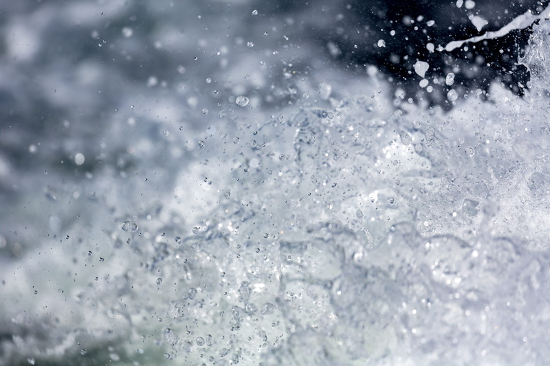 white color, purity, winter, outdoors, 5K, abstract, snowing, gushing, splashing, drop, motion, water, cold temperature, no people, landscape, close-up