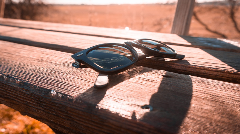 still life, fashion, security, sunlight, safety, outdoors, wood - material, shadow, rayban, sunny, close-up, 5K, personal accessory, glasses, sunglasses