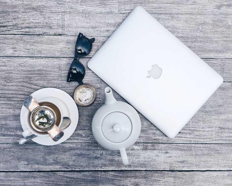 macbook air, high, refreshment, empty, ceramic, table, ray ban, beside, brown, household equipment, coffee, ray, white color, cup, tea, tray, indoors, setup