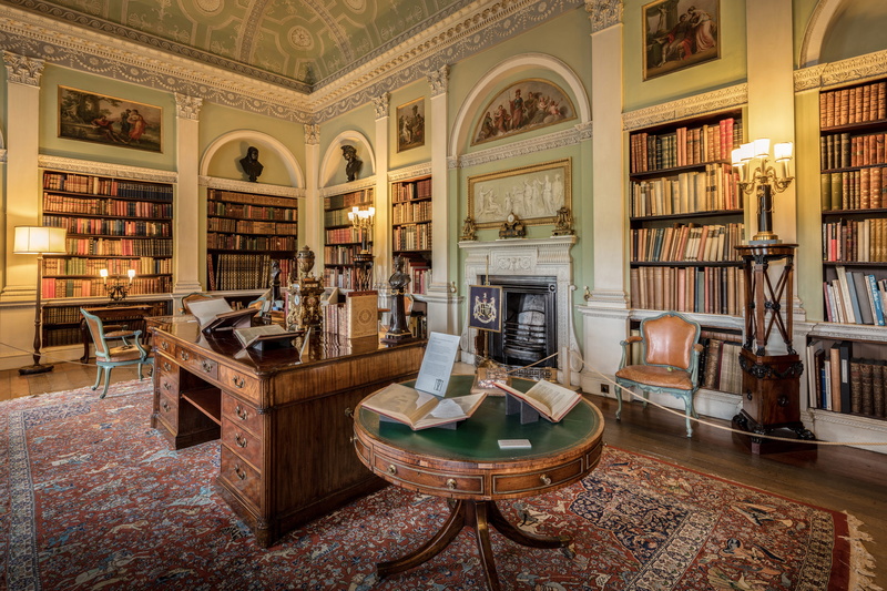 5K, history, decor, shelf, Library, room, table, elegance, shelves, decoration, seat, wood - Material, indoors, Harewood House, architectural column, interior