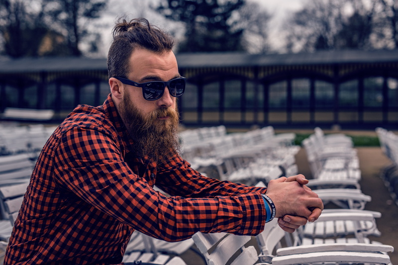 5K, black, architecture, wayfarer, white, long, glasses, city, checkered shirt, wearing, males, model, men, outdoors, chair, checkered, adult, red, casual clothing