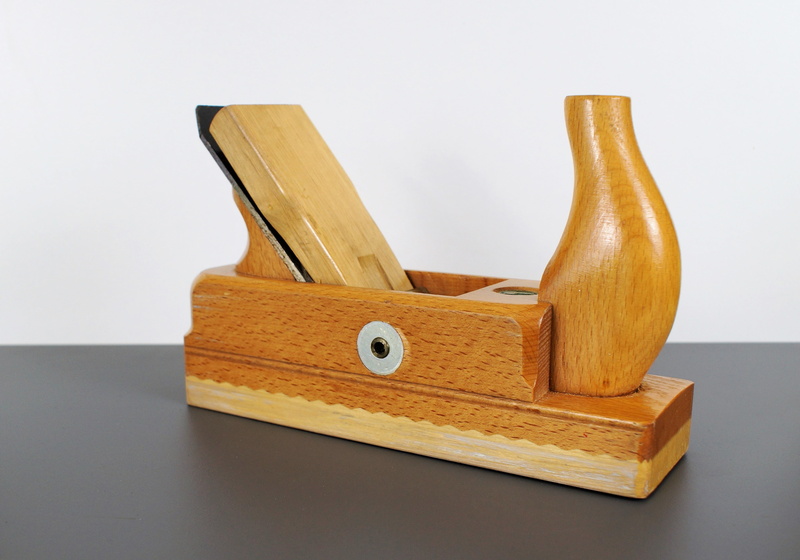 planer, white background, craft, craftsmen, art and craft, wood cutting, metal, schreiner, cut out, wood planer, brown, carpentry, room, old-fashioned