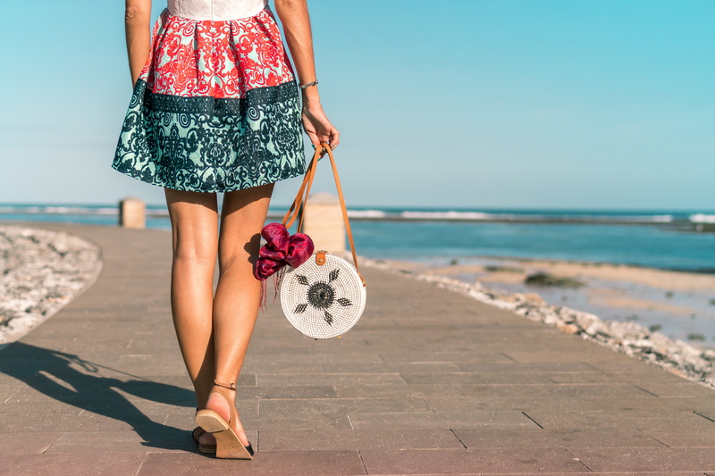 horizon over water, mini, women, skirt, water, holiday, standing, wicker, bag, stylish, leisure activity, fashion, female, fashionable, sea, outdoors, woman
