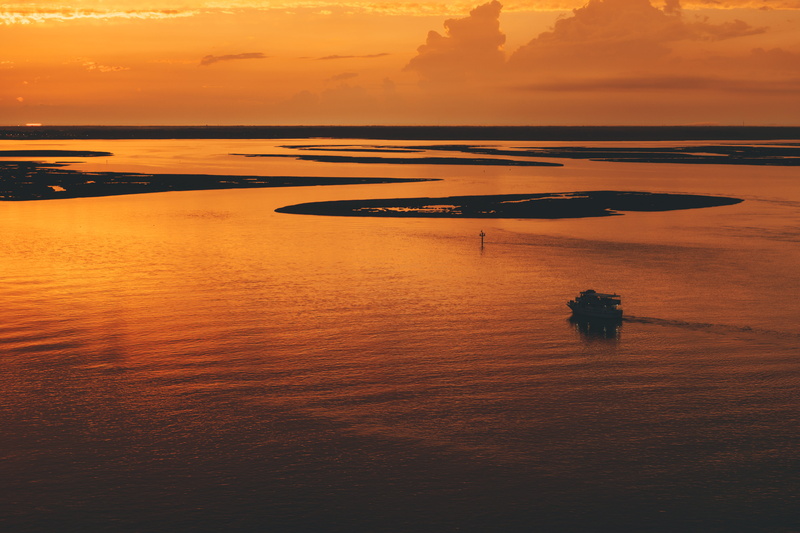 sunlight, scenics - nature, transportation, cloud, photo, horizon Over Water, beauty In Nature, 5K, landscape, waterfront, sunrise - Dawn, sun, coastline