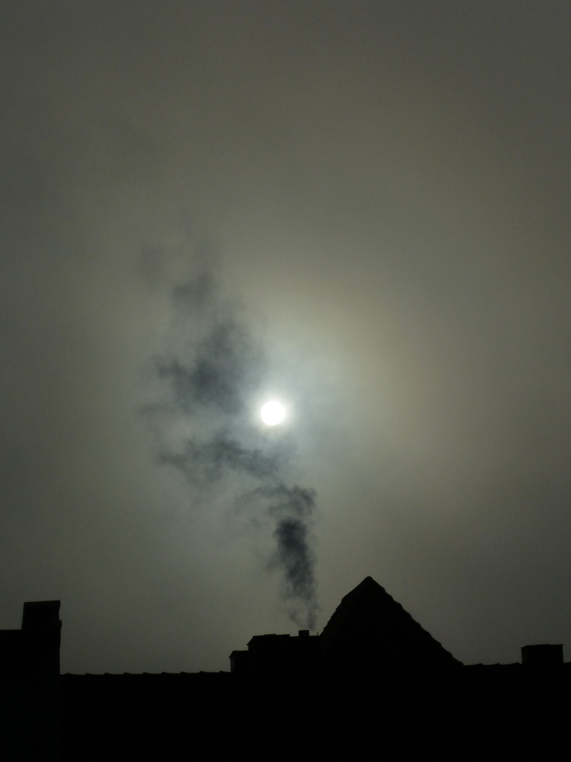 building exterior, no people, copy space, residential district, slurry, blacked out, outdoors, nature, silhouette, dusk, sun, creepy, built structure, cloud - sky