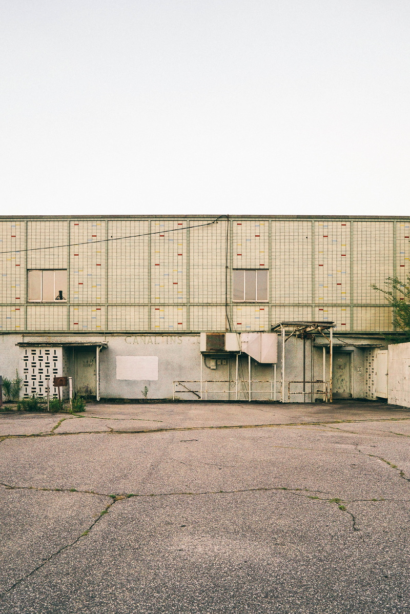 wall - building feature, daytime, nature, absence, transportation, architecture, city, industry, green, industrial district, gray, wall, item, sky, 4K