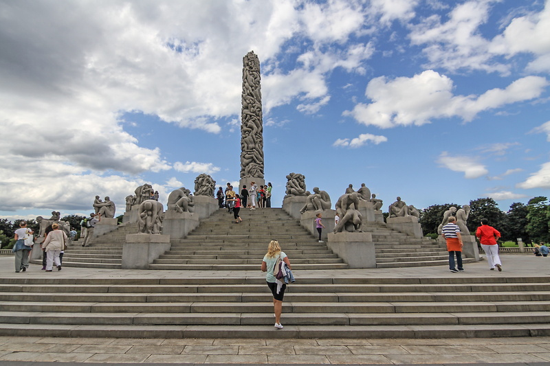 women, staircase, 5K, cloud - sky, oslo, tourism, people, men, leisure activity, history, group of people, steps and staircases, real people, built structure