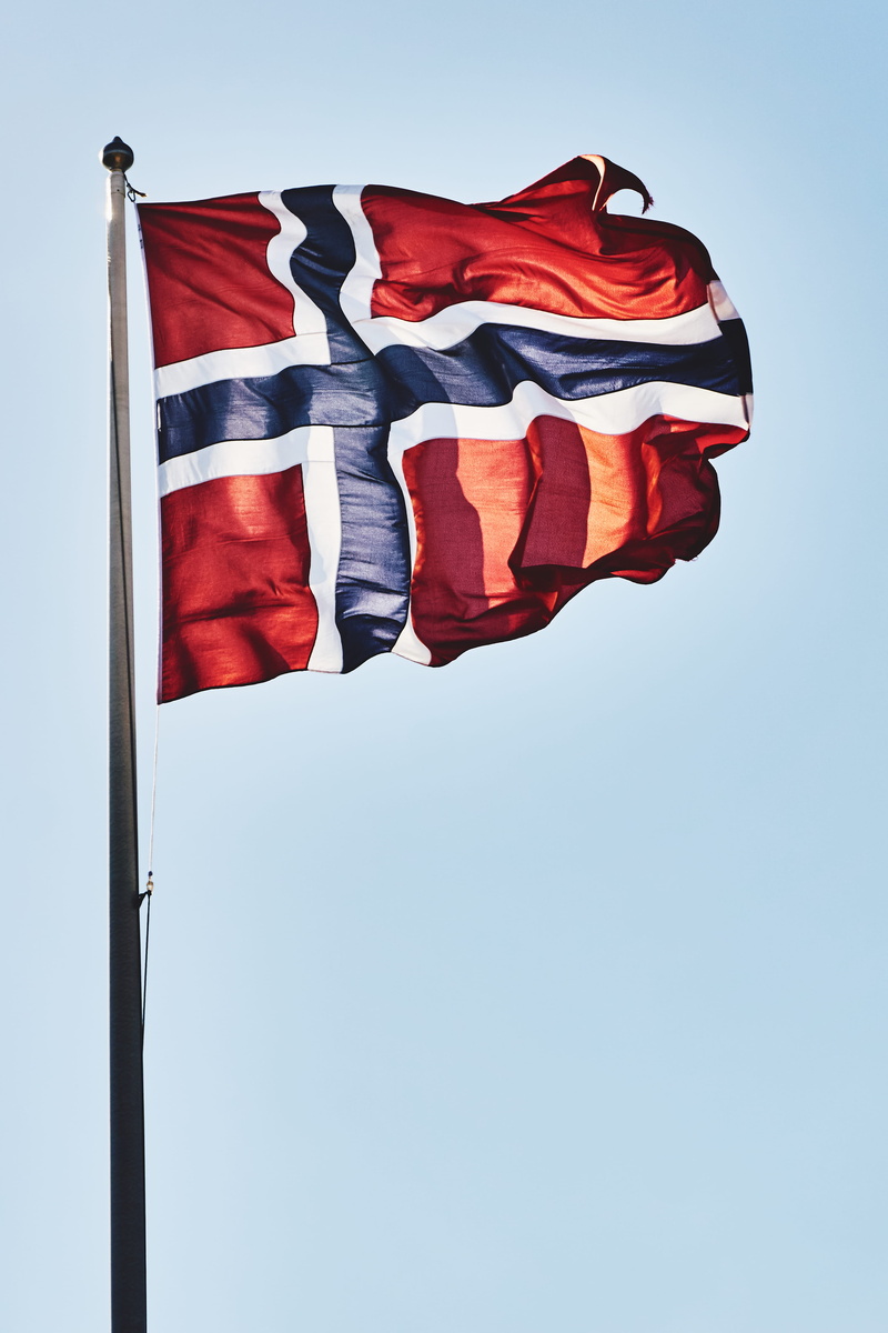 4K, oslo, symbol, flag, sky, national icon, red, environment, clear sky, blue, outdoors, patriotism, holmenkollen ski museum, copy space, no people, low angle view