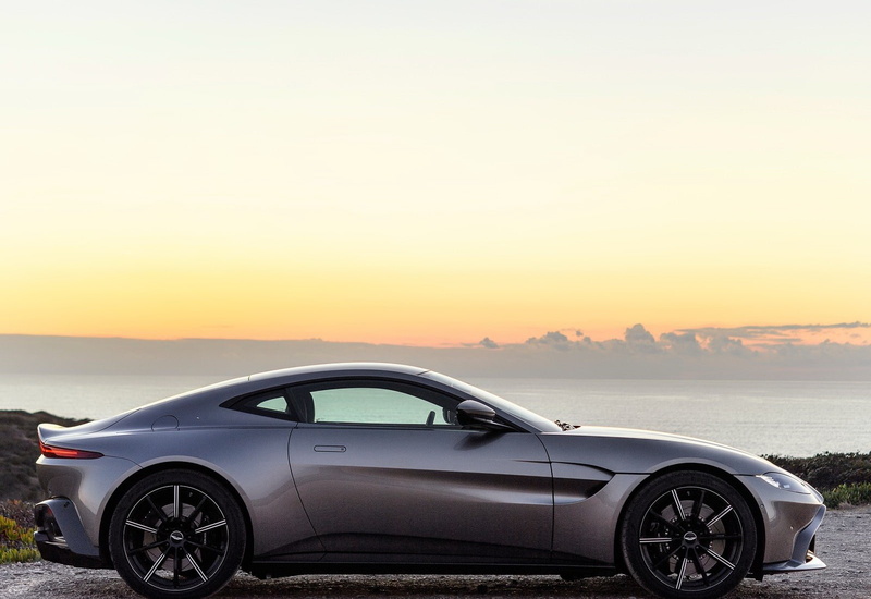 sunset, travel, mode of transportation, orange color, trip, wheel, silver, land, martin, horizon, car, land vehicle, vantage, motor vehicle, sky, luxury