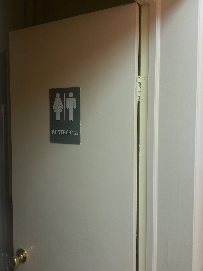 clean, architecture, security, wall - building feature, facilities, day, public, sign, non-western script, building, restroom, indoors, lavatory, hygiene