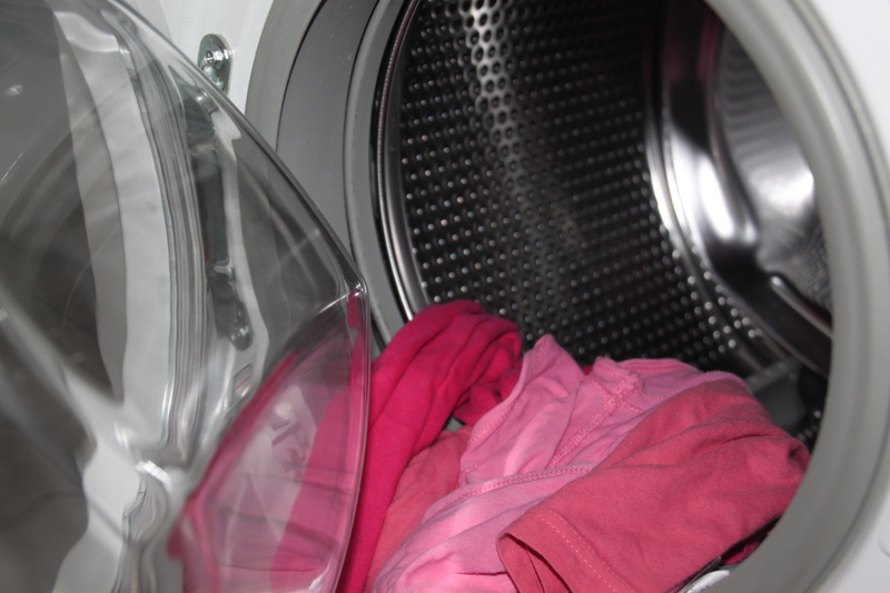 4K, washing machine, indoors, appliance, full frame, shirt, silver colored, clean, washing, laundry, extreme close-up, car, machinery, pink, no people