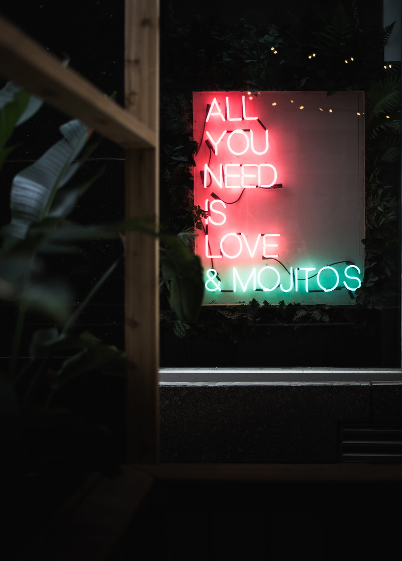 no People, neo, neon, neon Light, light - Natural Phenomenon, electric Lamp, mojito, 4K, color, restaurant sign, night, cat, green, cloud, dark, bright