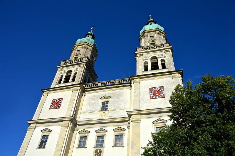 blue, day, low angle view, architecture, clear sky, europe, building exterior, built structure, kempten, kirchplatz, clock, sky, 5K, travel destinations