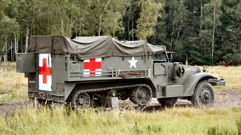 tree, forest, military, trucks, mode of transportation, grass, wheel, landscape, motor vehicle, land vehicle, day, 1080P, field, vehicle trailer, transportation