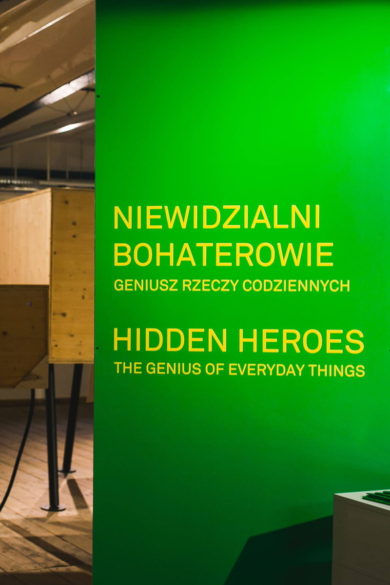 architecture, information, installation, green color, Modern design, gallery, sign, exposition, design, text, communication, western script, exhibition