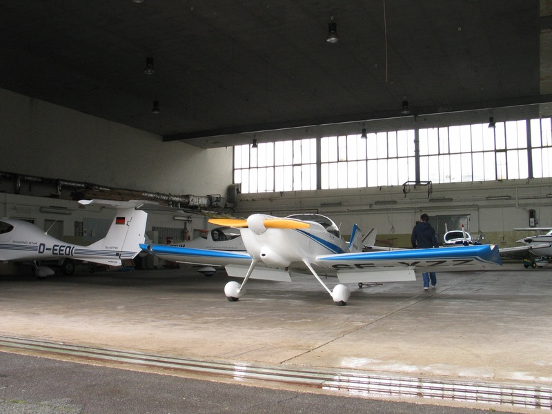 2K, airplane, air vehicle, animal, propeller, rotor, aerobatics, stationary, flyer, aircraft, airport, hangar, mode of transportation, travel, transportation