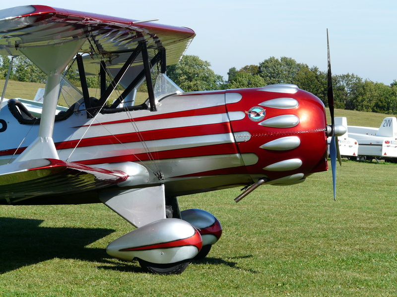 metal, transportation, outdoors, grass, field, airplane, Aerobatics, silver, M17, start, plant, land, red, no people, color Image, air Vehicle, sports And Fitness