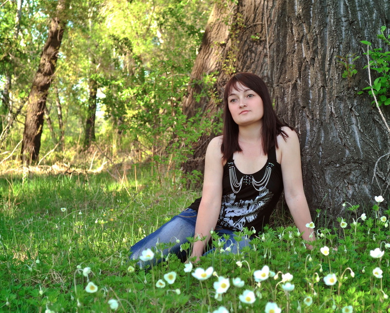 green Color, tank, beauty, summer, casual clothing, beautiful woman, park - Man Made Space, blue, flower, hair, field, adult, real people, relaxation, jeans