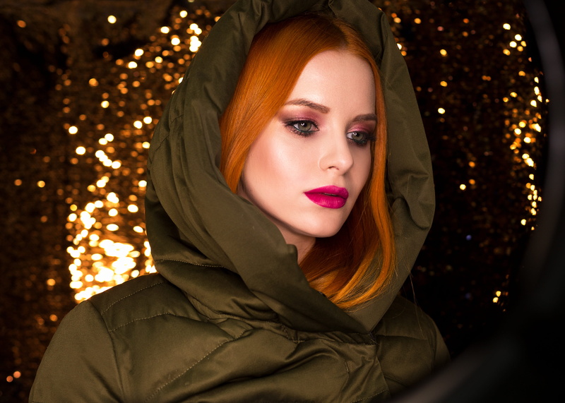 hair, cute, adult, one person, illuminated, outdoors, winter portrait, beautiful people, tree, person, model, grown up, christmas, beauty, young women