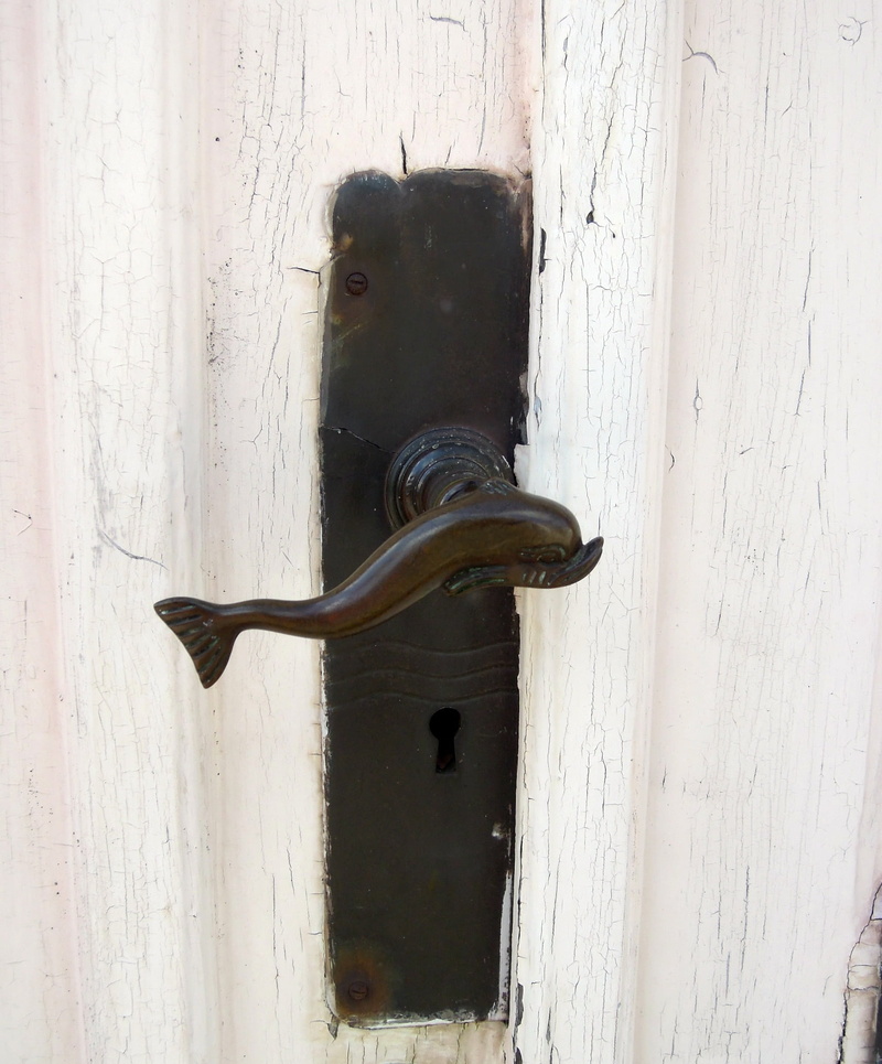 castle, keyhole, cracky, lock, design, entrance, no people, old paint, closeup, doorknob, old, retro, wood, closed, 1080P, safety, door handle, security