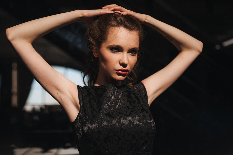 adult, beauty, young adult, fashion, 2K, hand in hair, indoors, hairstyle, beautiful woman, front view, model, looking at camera, portrait, dress, women