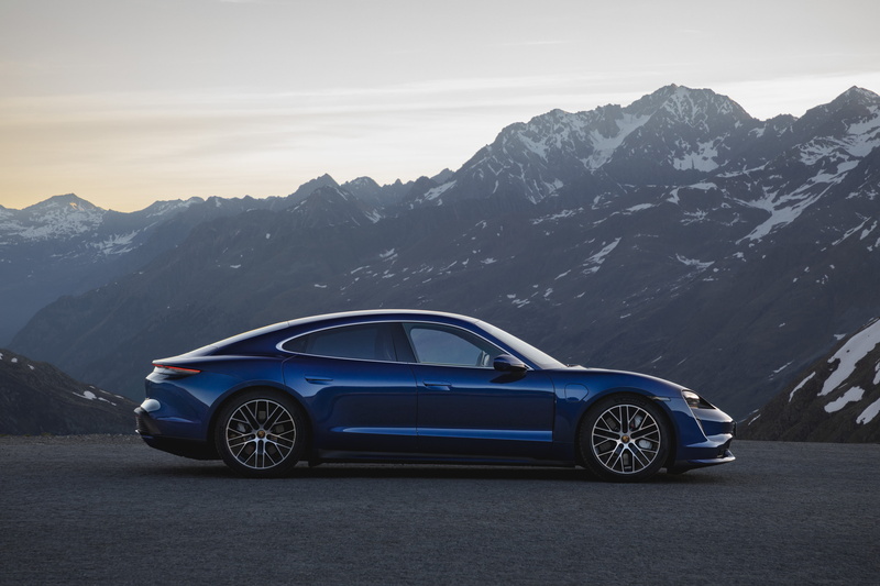 Porsche Taycan, Blue Car, 4K, Porsche Taycan Turbo, Car, Vehicle, Porsche, Grand Tourer, Sport Car, Luxury Car, Electric Car
