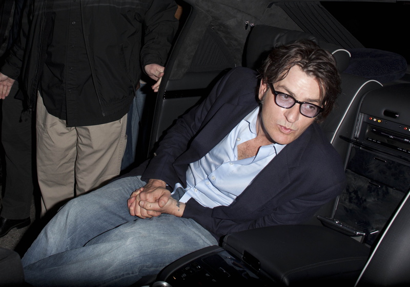 blue, indoors, jeans, lifestyles, relaxation, occupation, technology, males, working, success, brunette, charlie sheen, looking, people, man, business