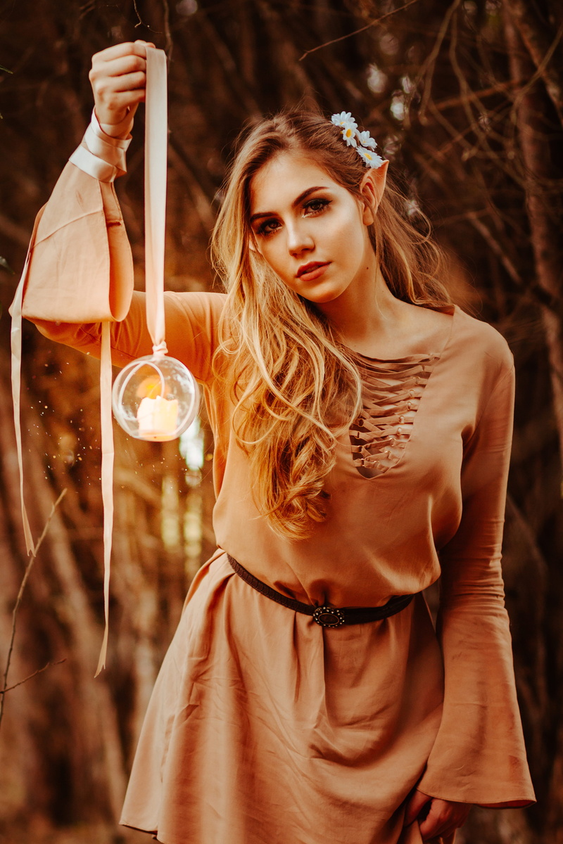 wear, one person, beautiful woman, pretty, photoshoot, dress, beautiful, ribbon, holding, 5K, blond hair, cute, flowers, pose, costume, lifestyles, looking at camera