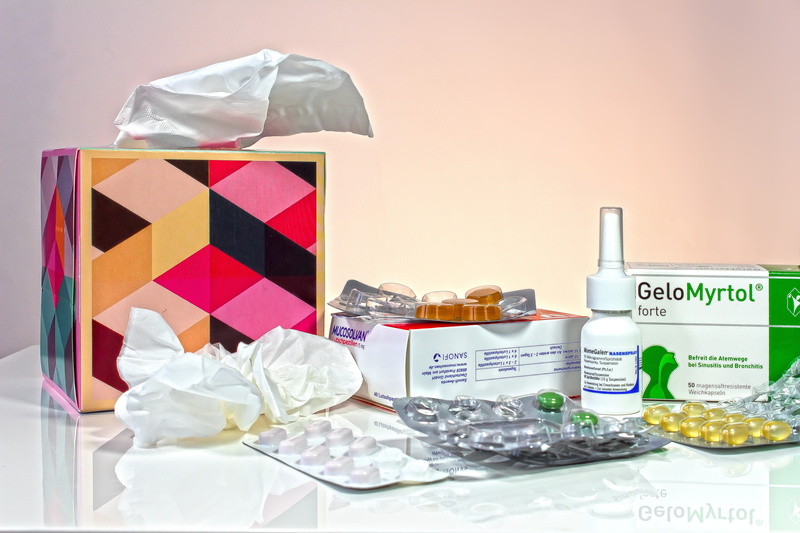 immune system, colored background, tablet, food and drink, disease, catch a cold, ill, medical, handkerchief, bag, snack, health, variation, indoors, packet