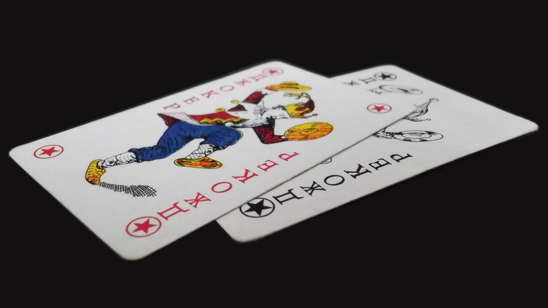 map, luck, poker - card game, 1080P, leisure activity, studio shot, two, indoors, black, photo, picture, leisure games, background, still life, Joker