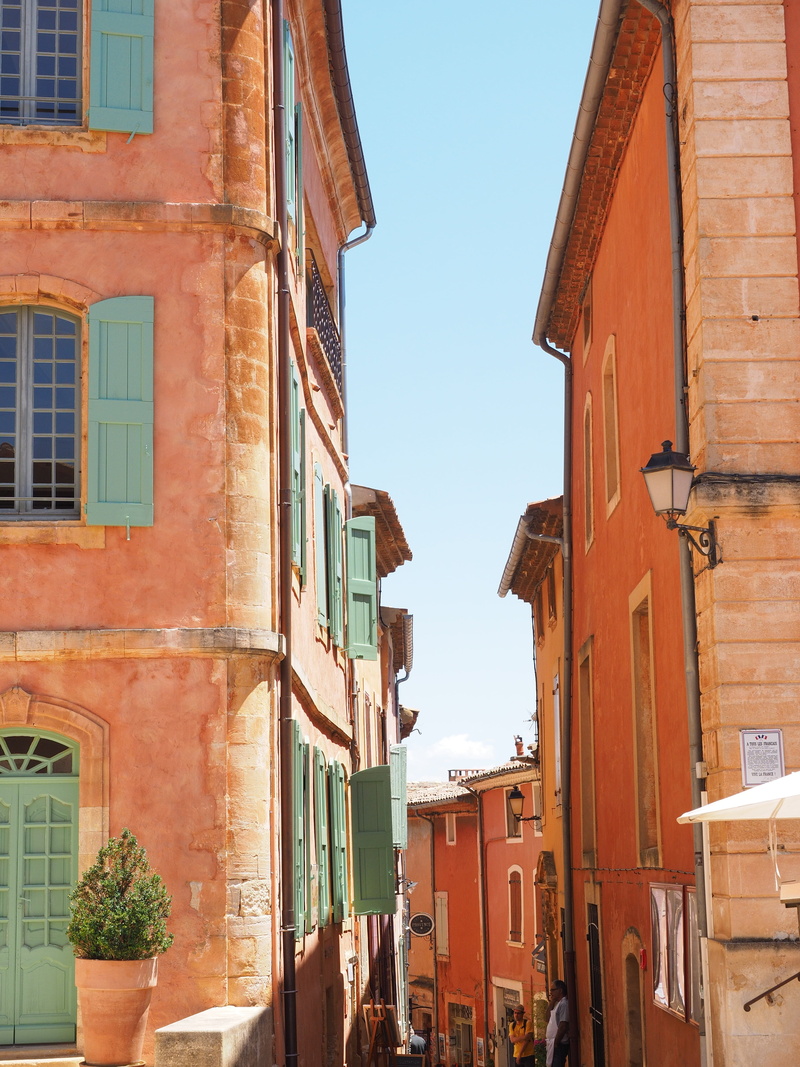 french community, no people, town, community, provence-alpes-côte dazur, clear sky, ochre colours, small town, sunlight, houses gorge, blue, vaucluse, city