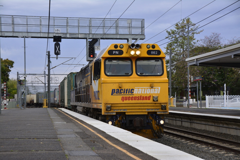 rail, no people, nature, railroad track, transport, journey, platform, way, modern, engine, outdoors, built structure, railroad station, traffic, carriage