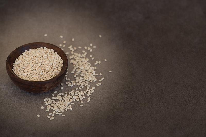 eat, cereal plant, sesame seeds, seed, ingredient, vitamins, brown, freshness, sugar, wellbeing, no people, healthy lifestyle, still life, high angle view