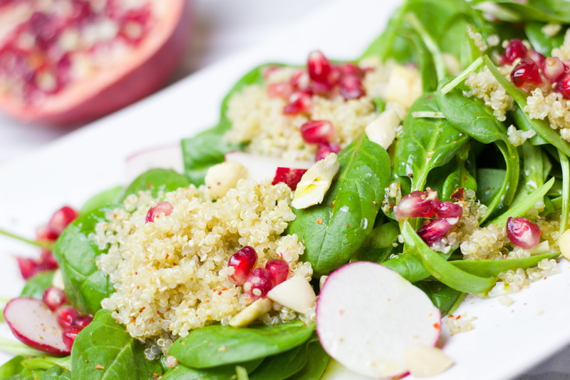 vitamins, leaves, delicious, dinner, focus, nuts, greek food, green, wellbeing, vegetables, close-up, fruit, food and drink, plate, meal, shallow, leafy