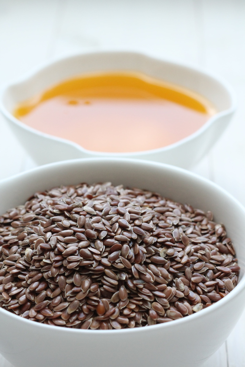 beans, ready-to-eat, 4K, white, seed, linseed oil, brown, healthy, stamping, cup, raw food, close-up, food And Drink, high angle view, oil, liquid, omega 3