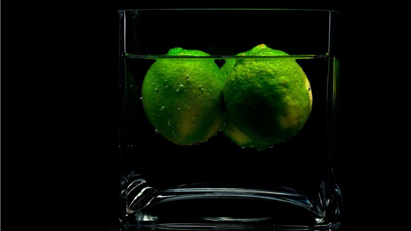 food, glass - material, drinking glass, green color, close-up, 720P, household equipment, no people, lemons, black, transparent, healthy eating, tank