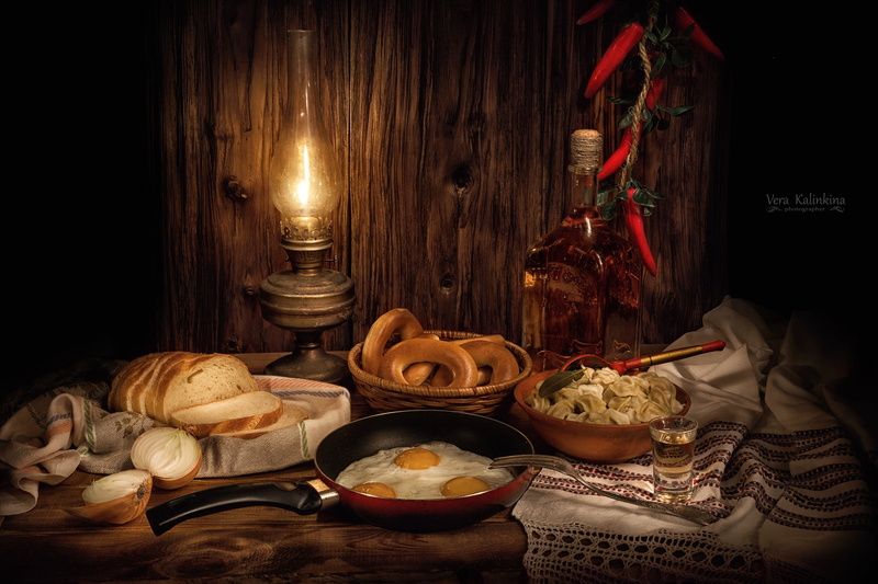 pasta, Onions, eggs, 1080P, glass, alcohol, bread, food, lantern, still life, lamp