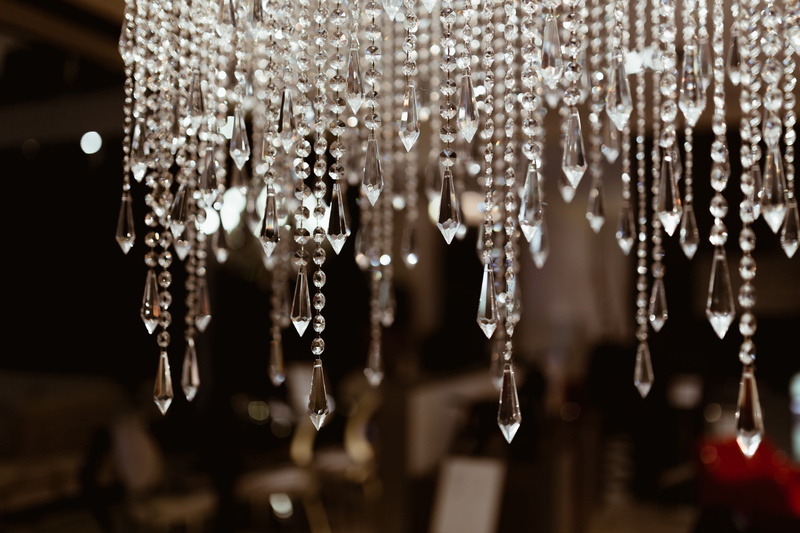 abstract, crystal, glass, large group of objects, bokeh, elegance, ornate, fashion, business, consumerism, wealth, no people, hanging, glass - material