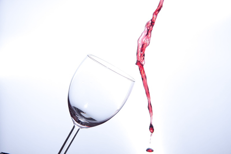 water, refreshment, empty, wineglass, wine glass, wine, red wine, indoors, 1080P, purity, drinking cup, food and drink, red, household equipment, alcohol