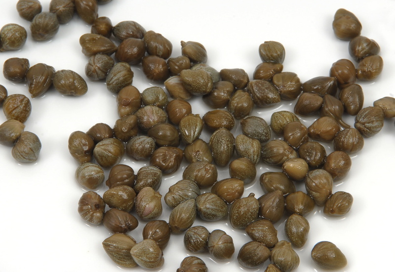 studio shot, roasted coffee bean, in vinegar, 2K, food and drink, abundance, indoors, caffeine, white background, raw food, food, green, dressing, still life