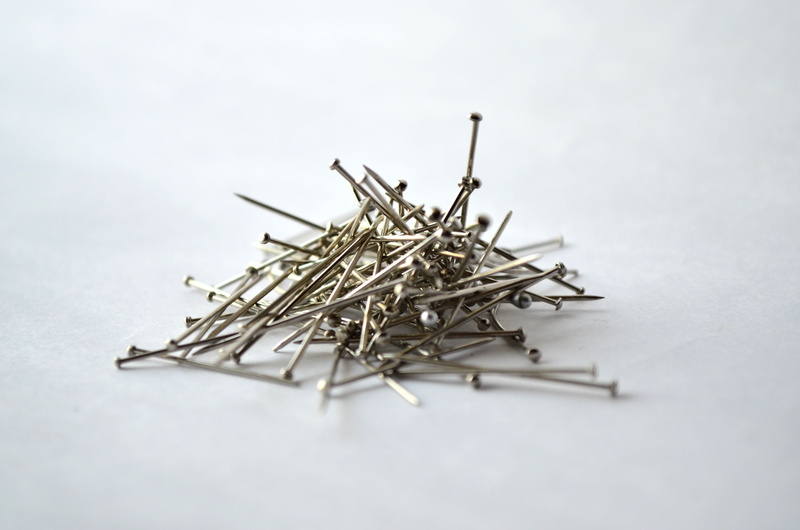 stationery, silver colored, office, copy space, selective focus, studio shot, nail, no people, indoors, clip, metal, nails, close-up, pins, white background