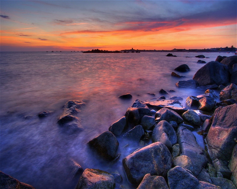 rock, beach, sky, nature, tranquility, horizon over water, motion, fish, horizon, long exposure, land, tank, rock - object, scenics - nature, no people
