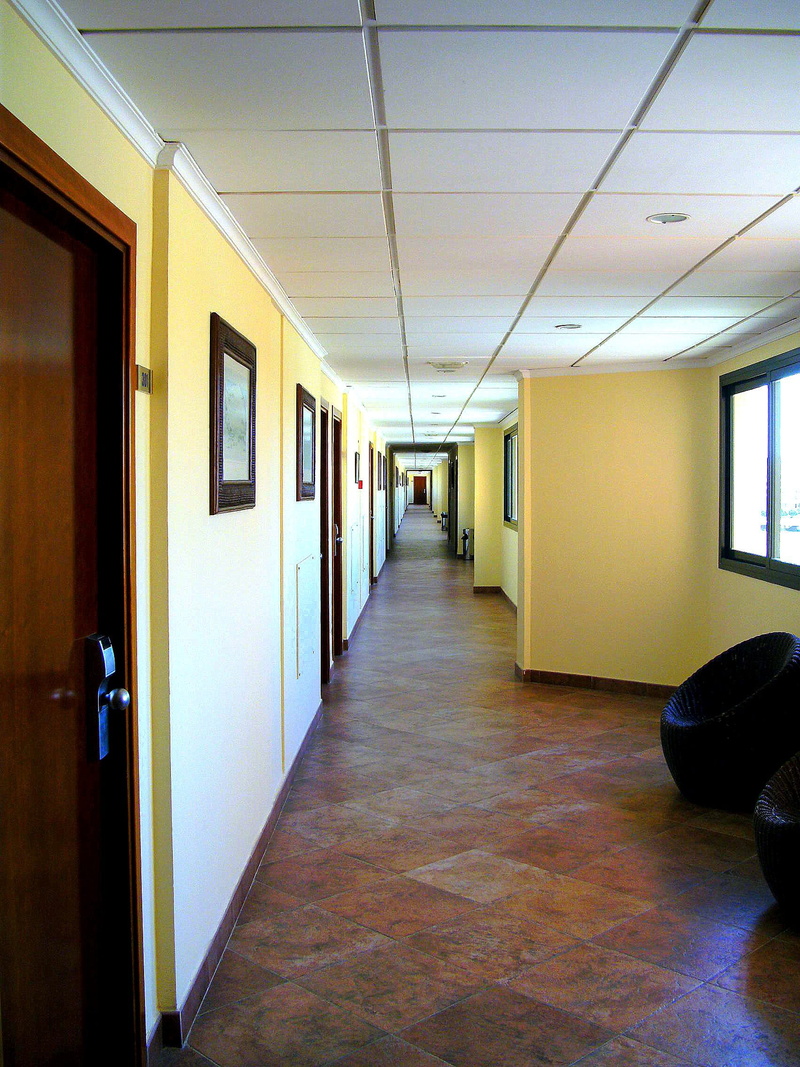 architecture, door, Light, 1080P, empty, ceiling, window, absence, day, business, clean, Floor, arcade, Doors, no people, diminishing perspective, direction