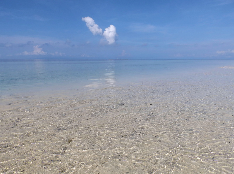 transparent, non-urban scene, beach, idyllic, the sun, tranquil scene, horizon over water, island, lazur, water, outdoors, philippines, cloud, 4K, crystal
