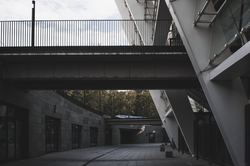office, overpass, low angle view, white, gray, metal railings, transportation system, concrete, the way forward, sky, 5K, modern, wall, bridge, nature